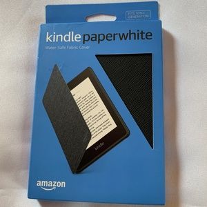 NIB! Kindle Paperwhite Case in Black! Fits 10th generation Kindle.